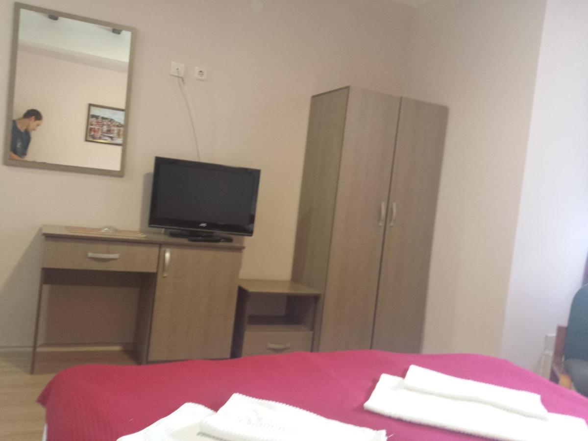 Guest House Ginek Οχρίδα Δωμάτιο φωτογραφία