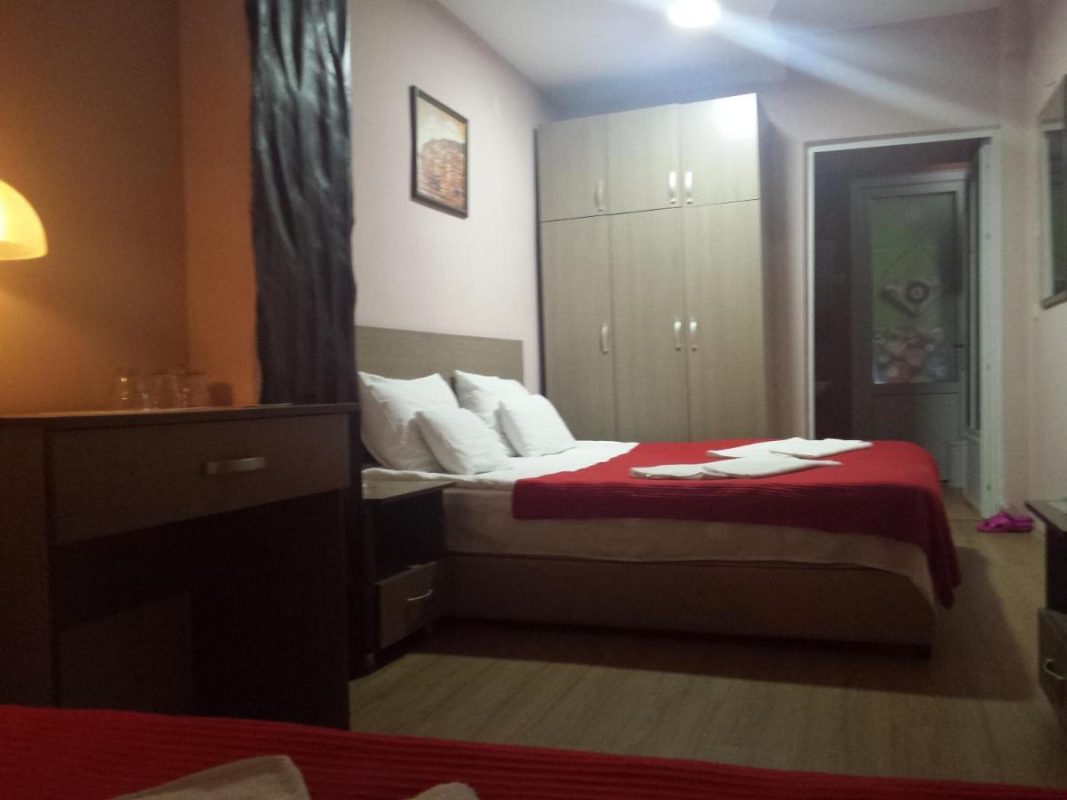 Guest House Ginek Οχρίδα Δωμάτιο φωτογραφία