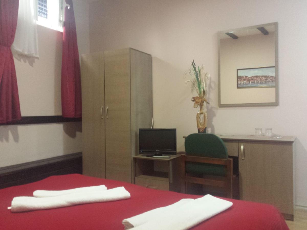 Guest House Ginek Οχρίδα Δωμάτιο φωτογραφία